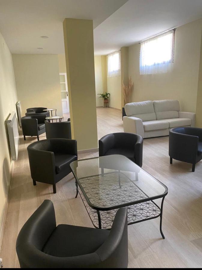Hostal Sara Villafeliche المظهر الخارجي الصورة
